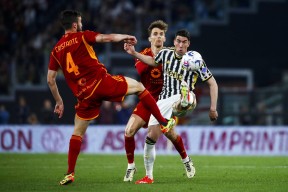 包含萨拉赫手感滚烫，带领尤文图斯鏖战尤文图斯，赛后一句话霸气侧漏的词条